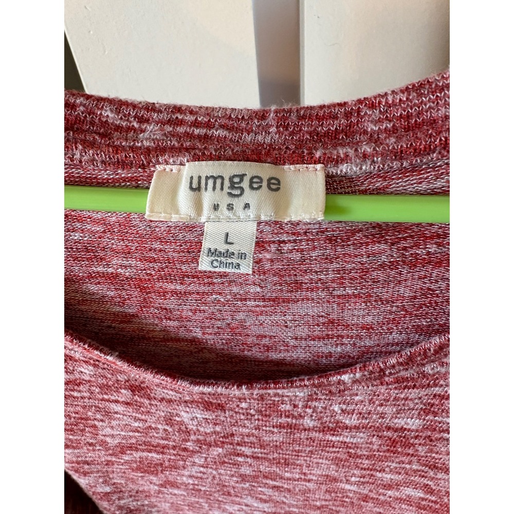 Umgee USA Red Space Dye Tiered Bell Sleeve Knit Top Large - Picture 2 of 5